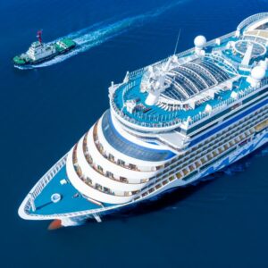 6 popular luxurious cruise ships to know about